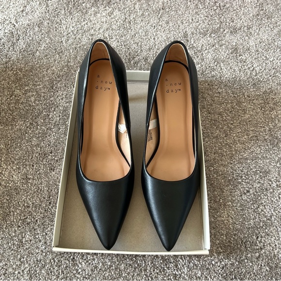 ‼️NEW‼️A New Day Classic Black Heels - Picture 2 of 4
